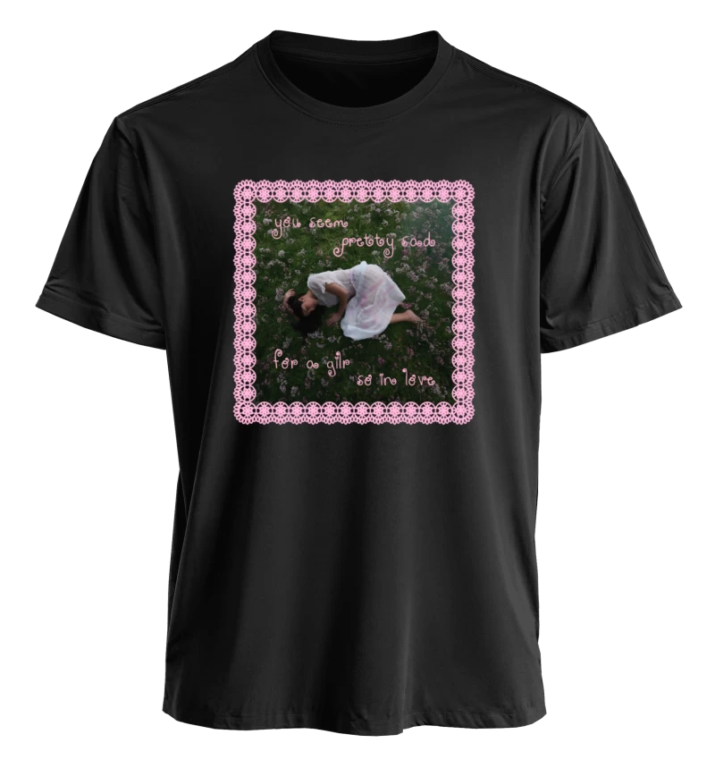 Polera Olivia Rodrigo – Pretty Sad