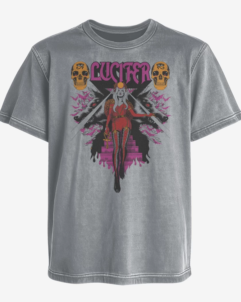 Polera desgastada Lucifer Witch