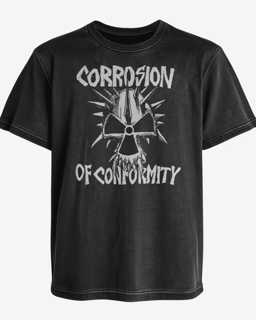 Polera desgastada Negro de Corrosion fo Conformity