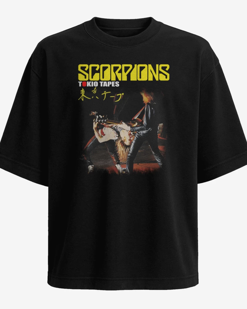 Polera Oversize Negro de Scorpions Tokio Tapes