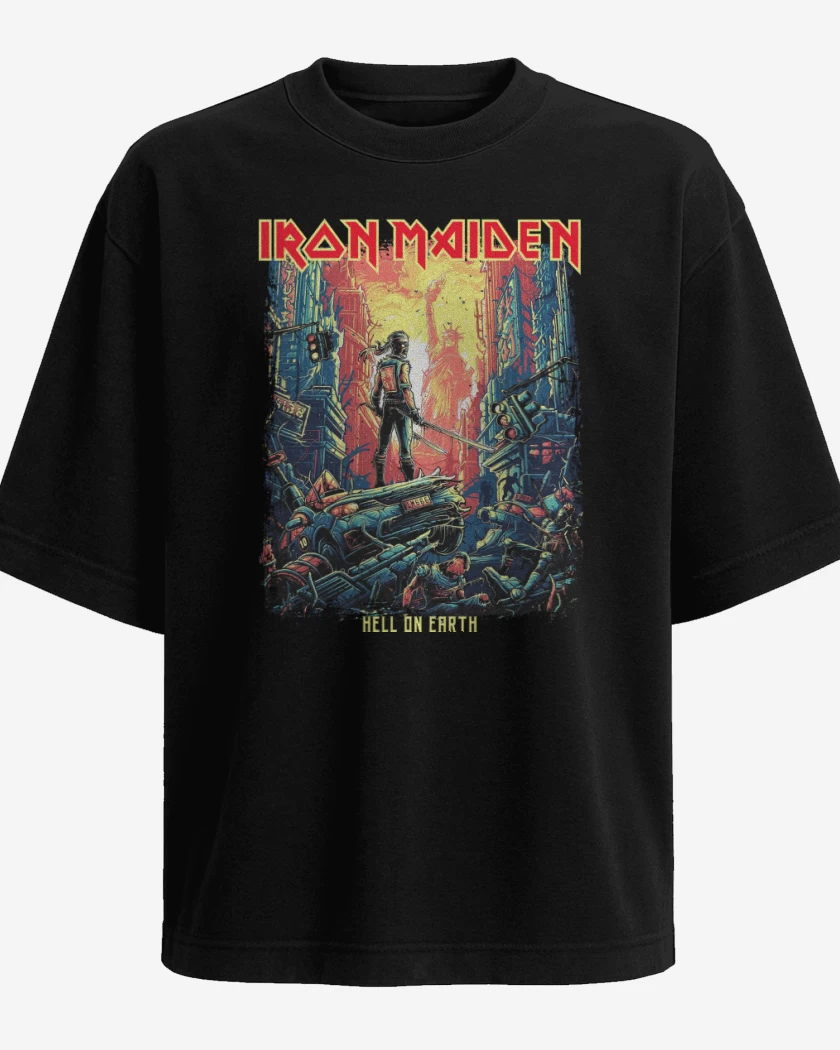 Polera Oversize Iron Maiden Hell on Earth