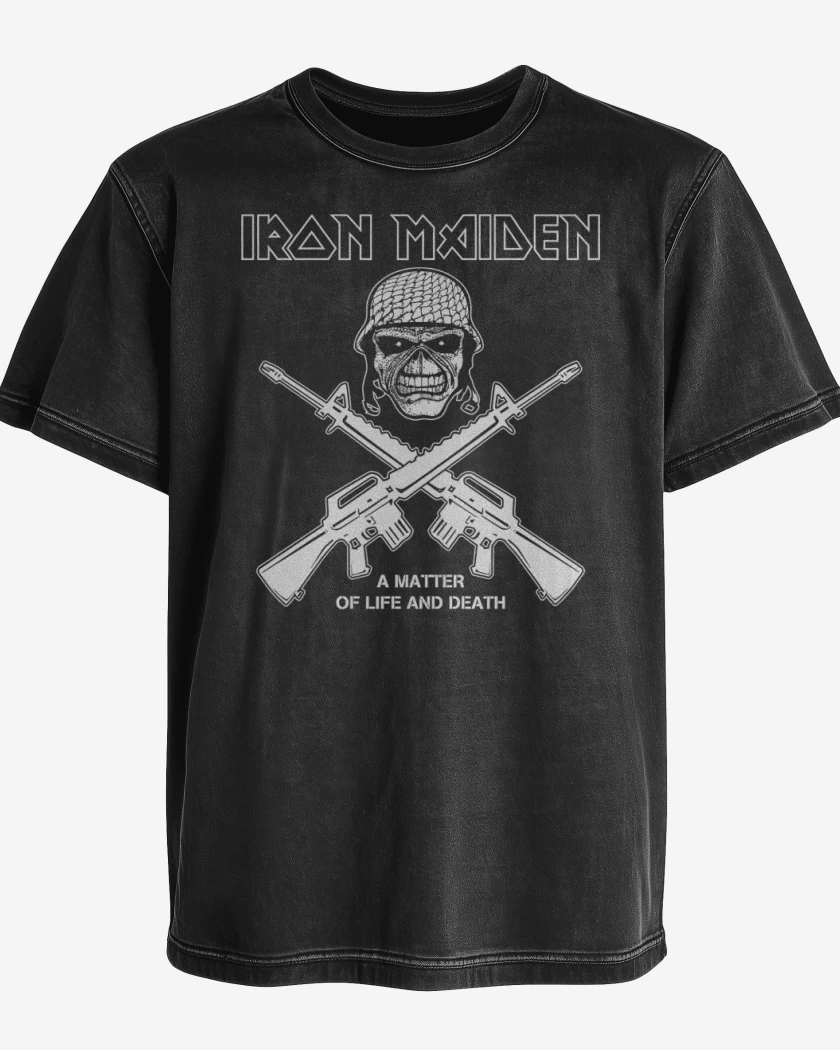 Polera desgastada Negro de Iron Maiden A Matter