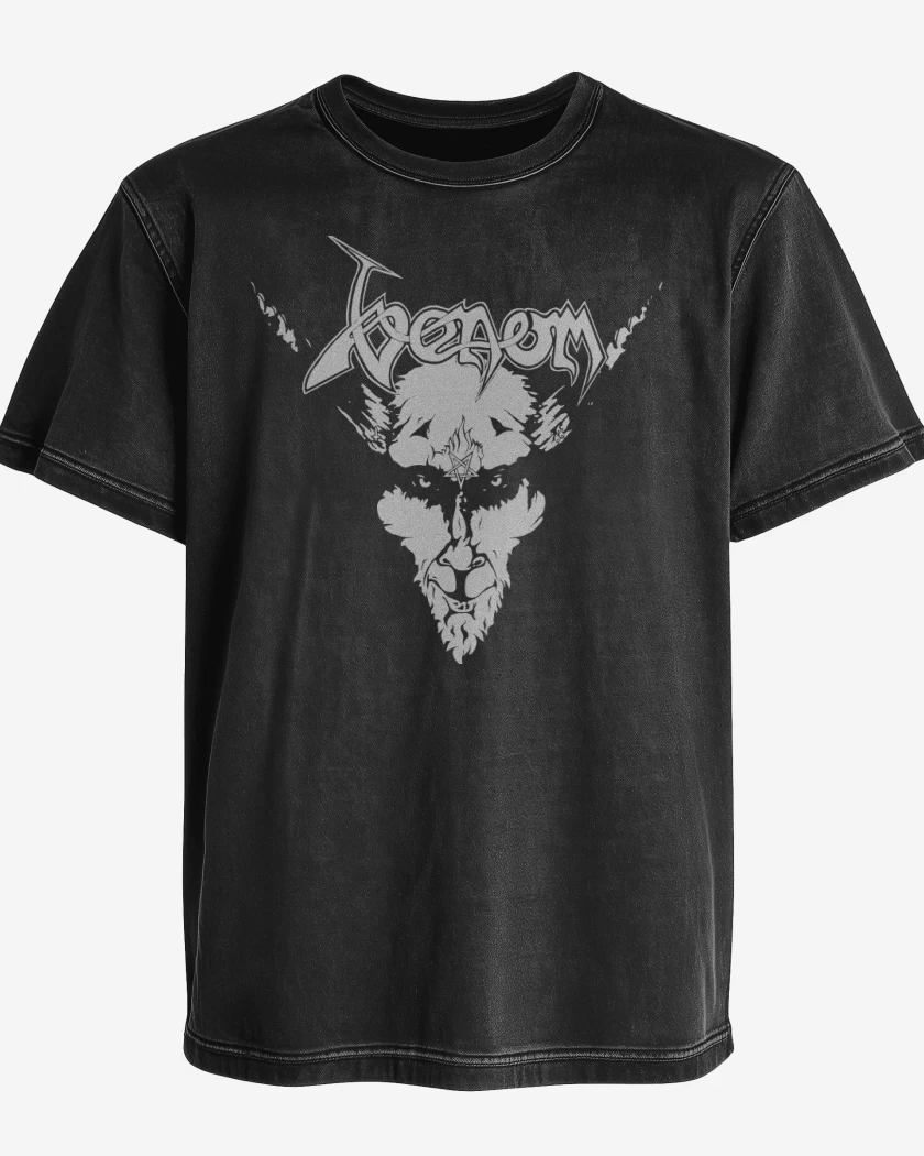 Polera desgastada Venom Black Metal v1