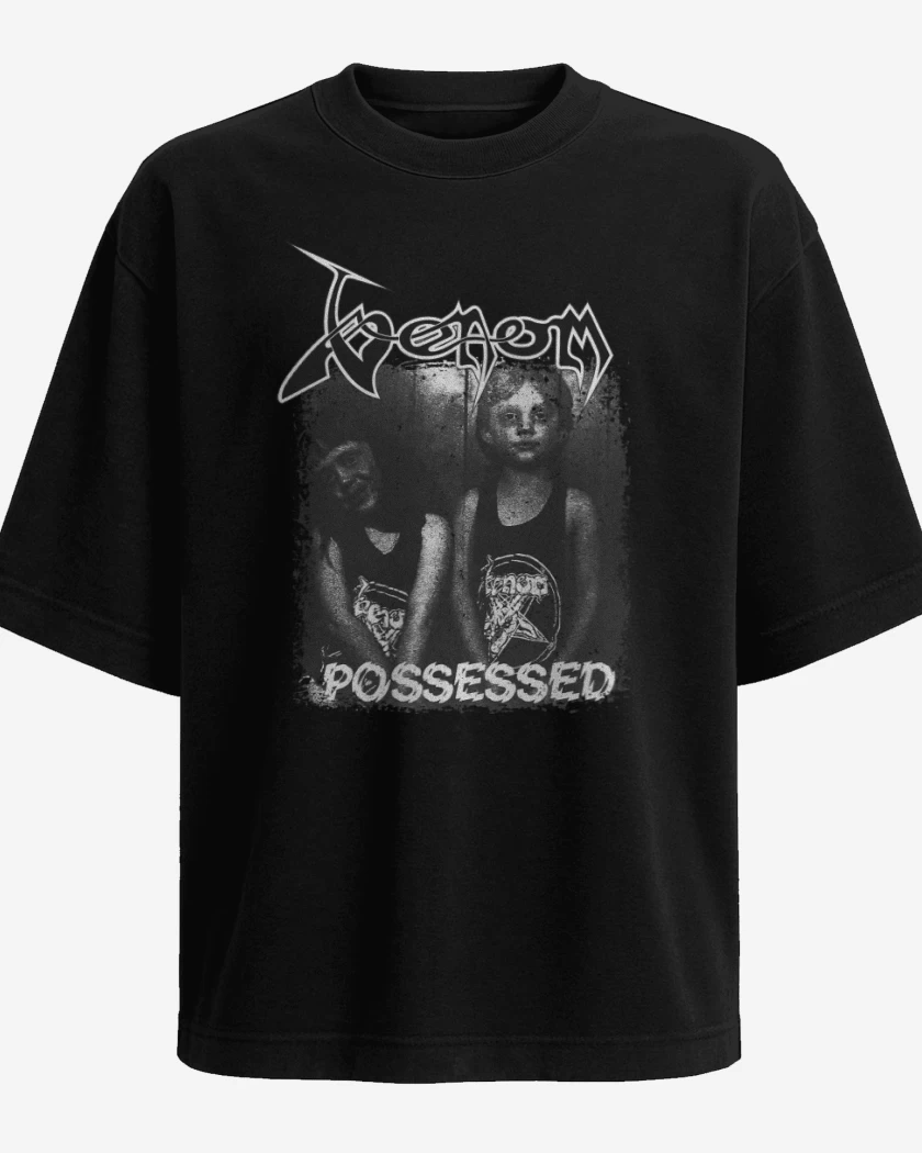 Polera Oversize Negro de Venom Possessed BN