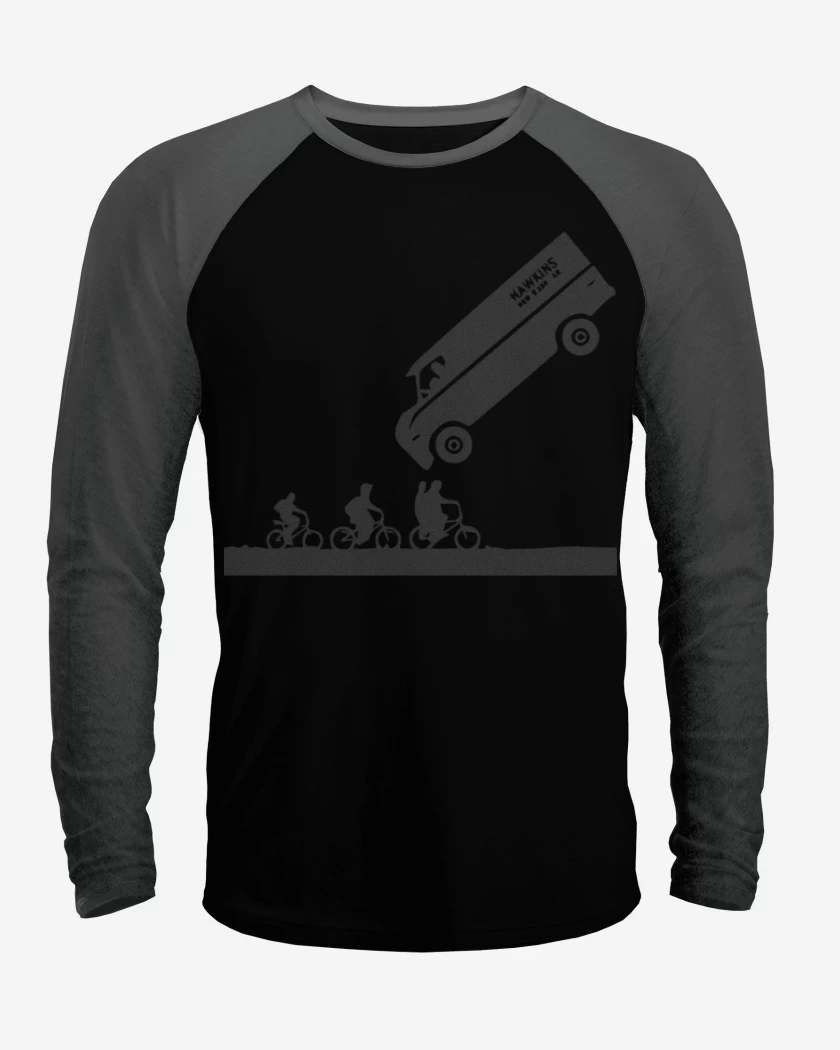 Polera Raglan Negro / Negro Heather de Strager things