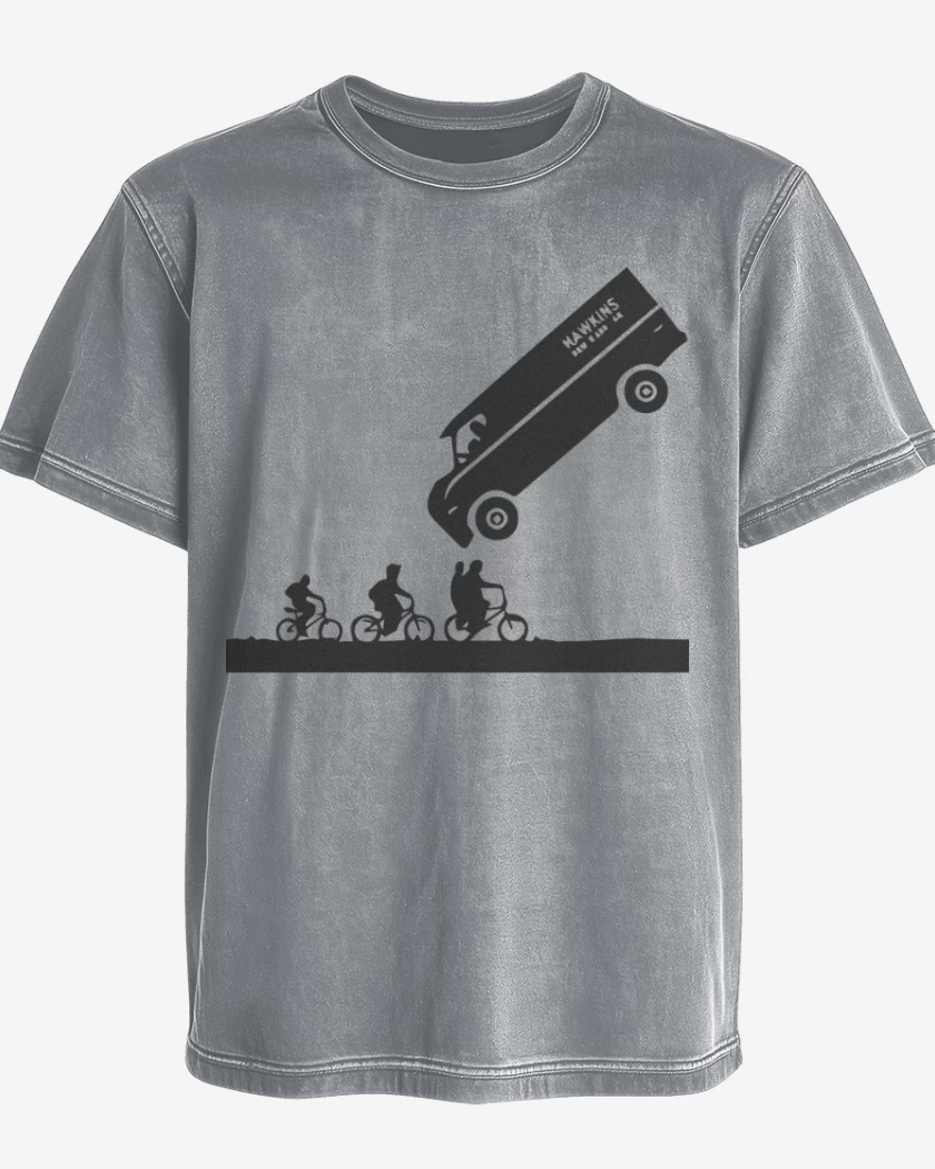 Polera desgastada Strager things