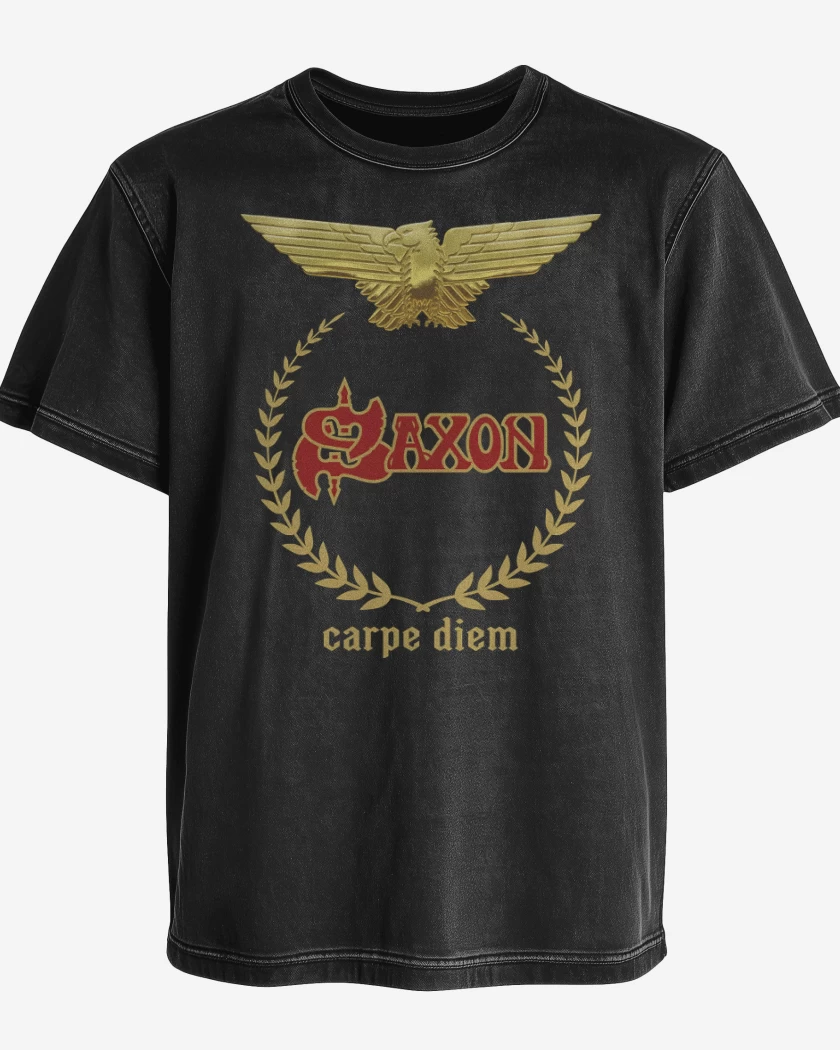 Polera desgastada Negro de Saxon Carpe Diem