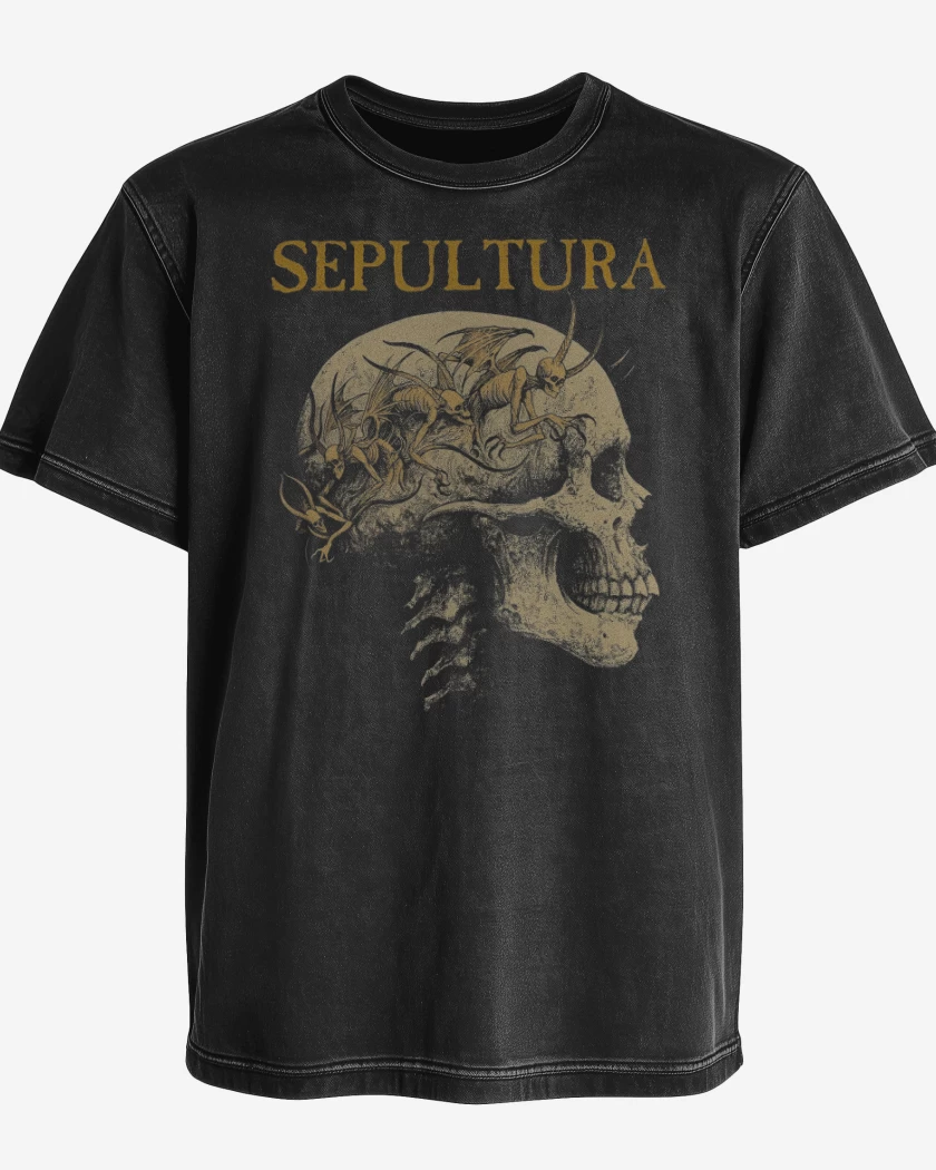 Polera desgastada Negro de Sepultura Calavera