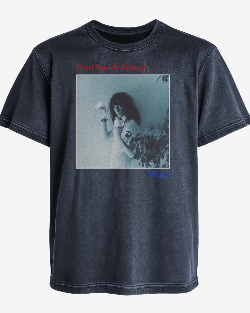 Polera desgastada Patti Smith Group Wave