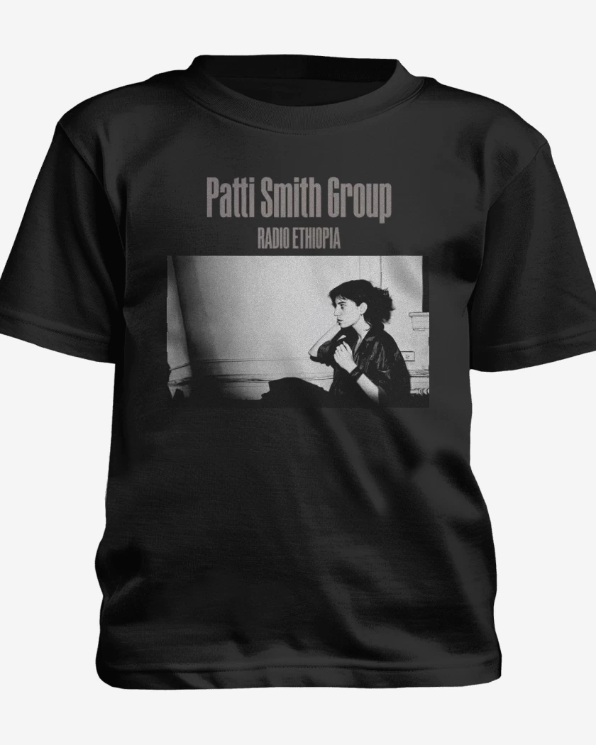 Polera de niño Negro de Patti Smith Radio Ethiopia