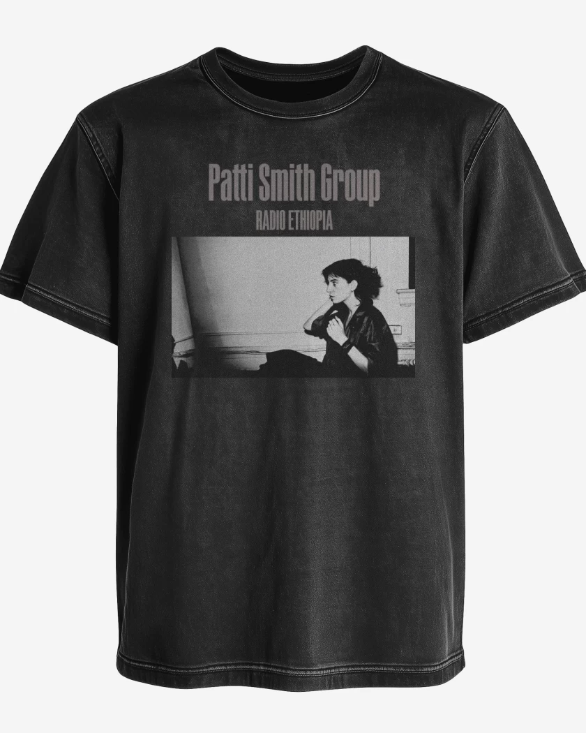 Polera desgastada Patti Smith Radio Ethiopia