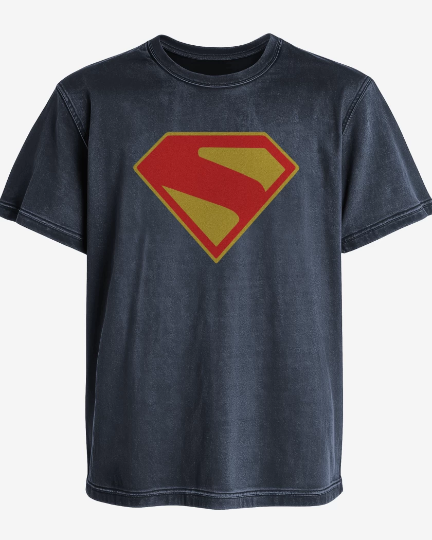 Polera desgastada Superhombre 2025