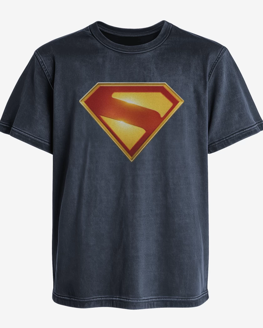 Polera desgastada Azul Marino de Superman 2025