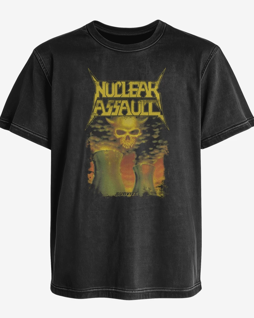 Polera desgastada Negro de Nuclear Assault Survive