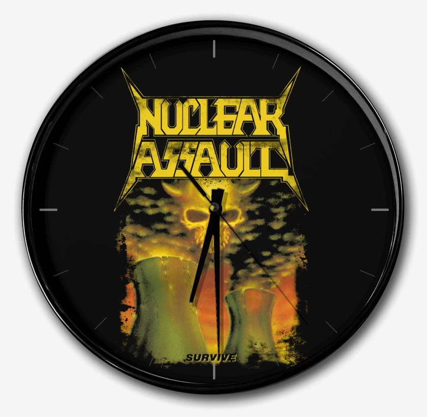Reloj Negro de Nuclear Assault Survive