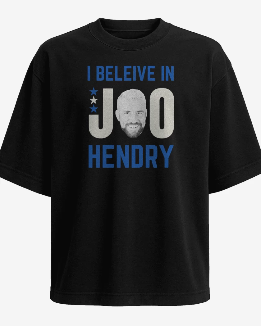 Polera Oversize Negro de Joe Hendry