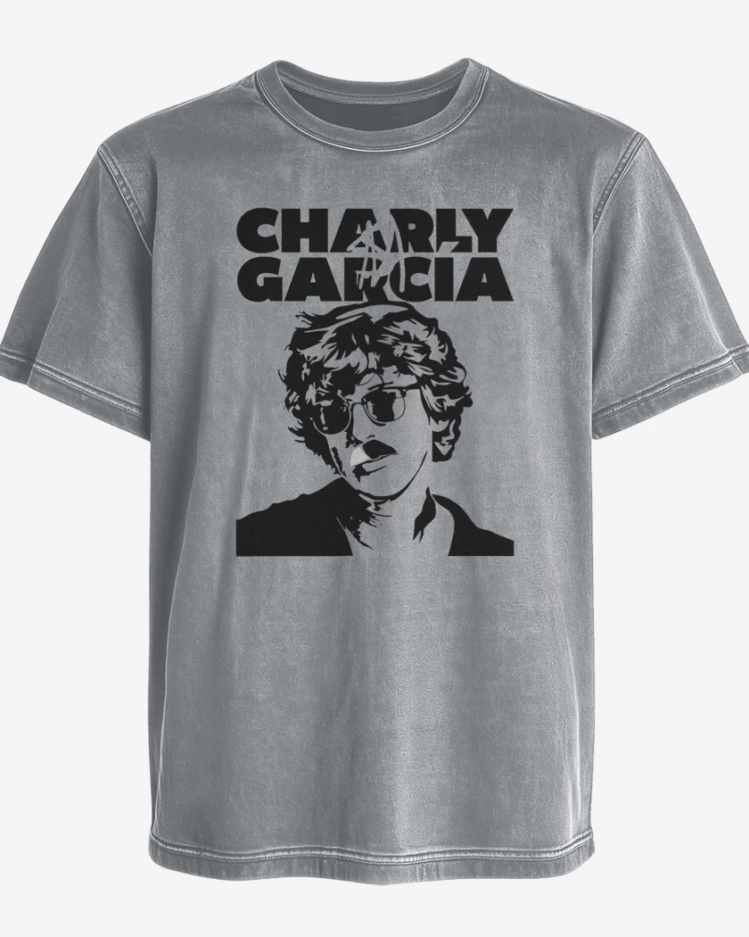 Polera desgastada Charly Garcia