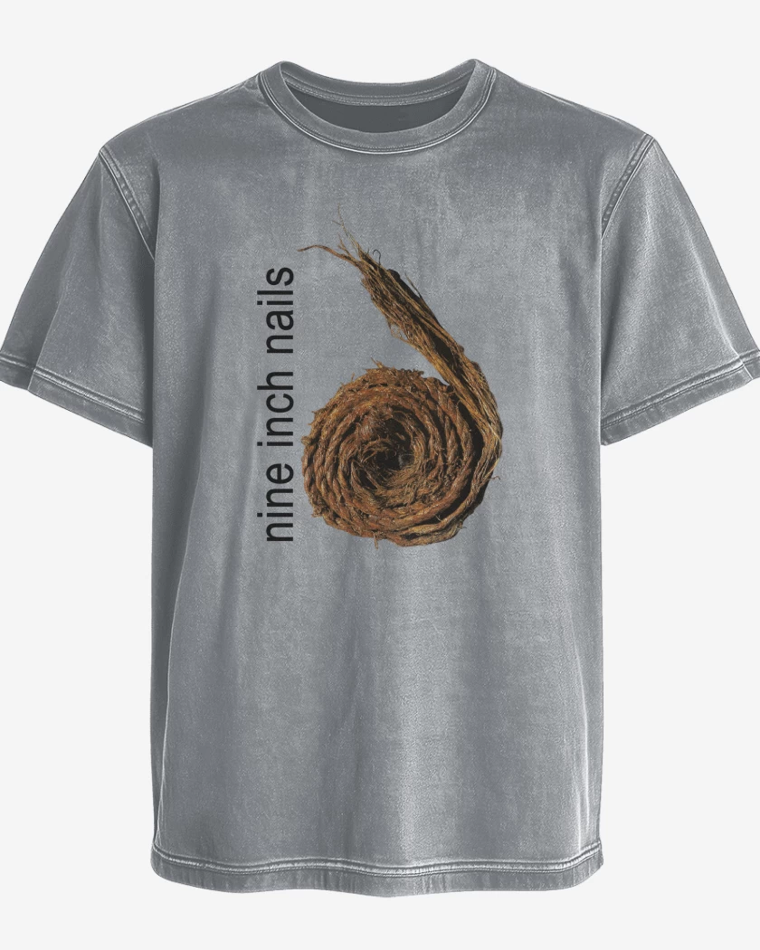 Polera desgastada NIN Further Down the Spiral