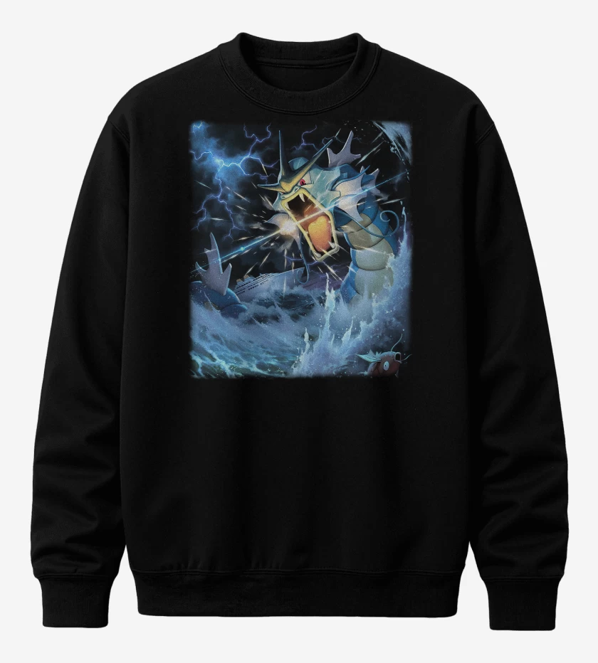 Poleron polo Negro de Gyarados TCG Pocket