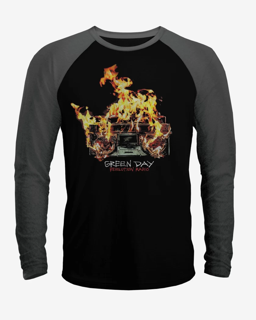 Polera Raglan Green Day Revolution Radio