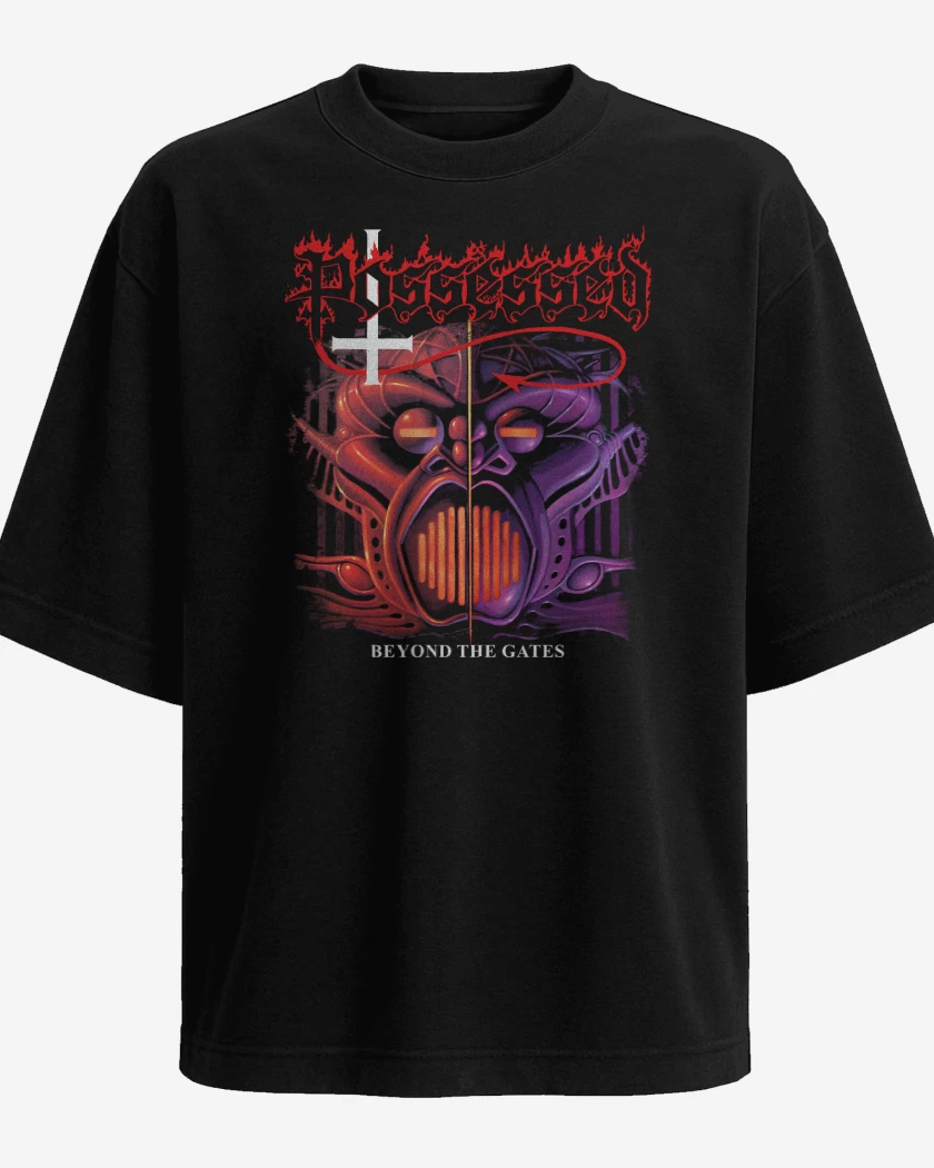 Polera Oversize Possessed Beyond the Gates