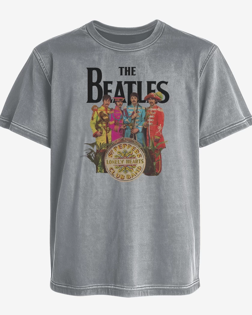 Polera desgastada The Beatles Lonely Hearts Club Band