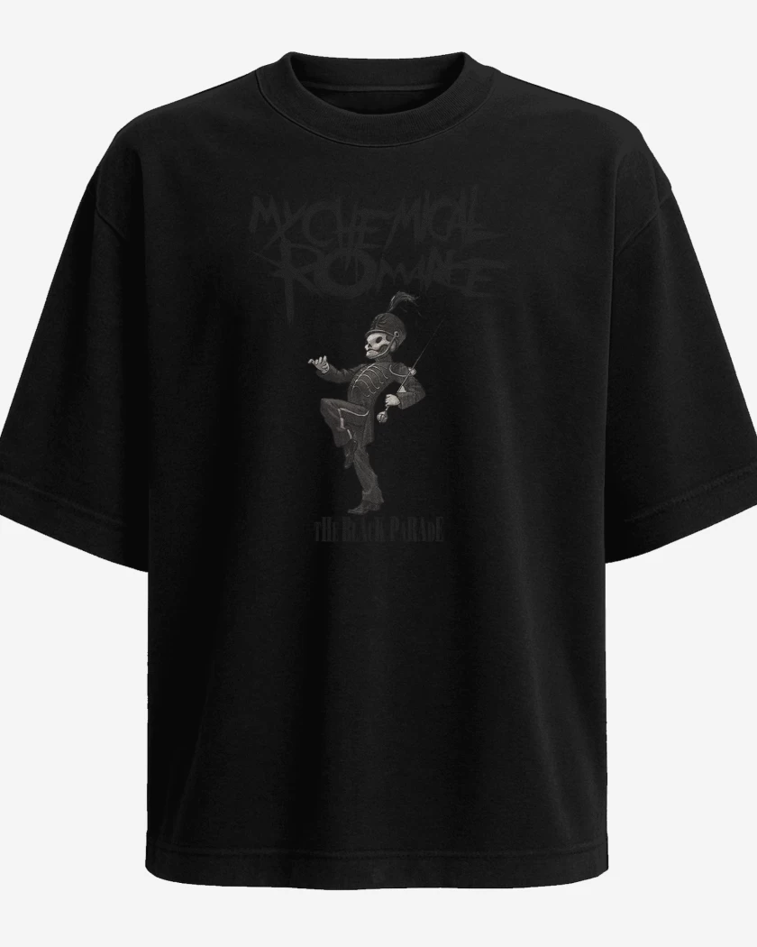 Polera Oversize Negro de MCR The Black Parade