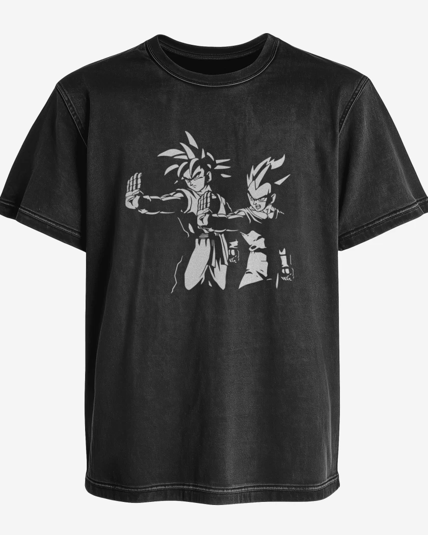 Polera desgastada Saiyan Fiction