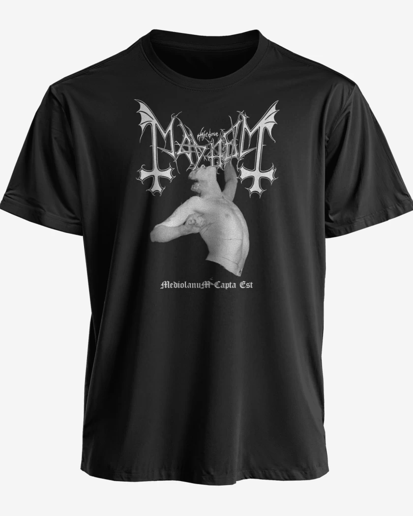 Polera premium Mayhem Mediolanum Capta Est