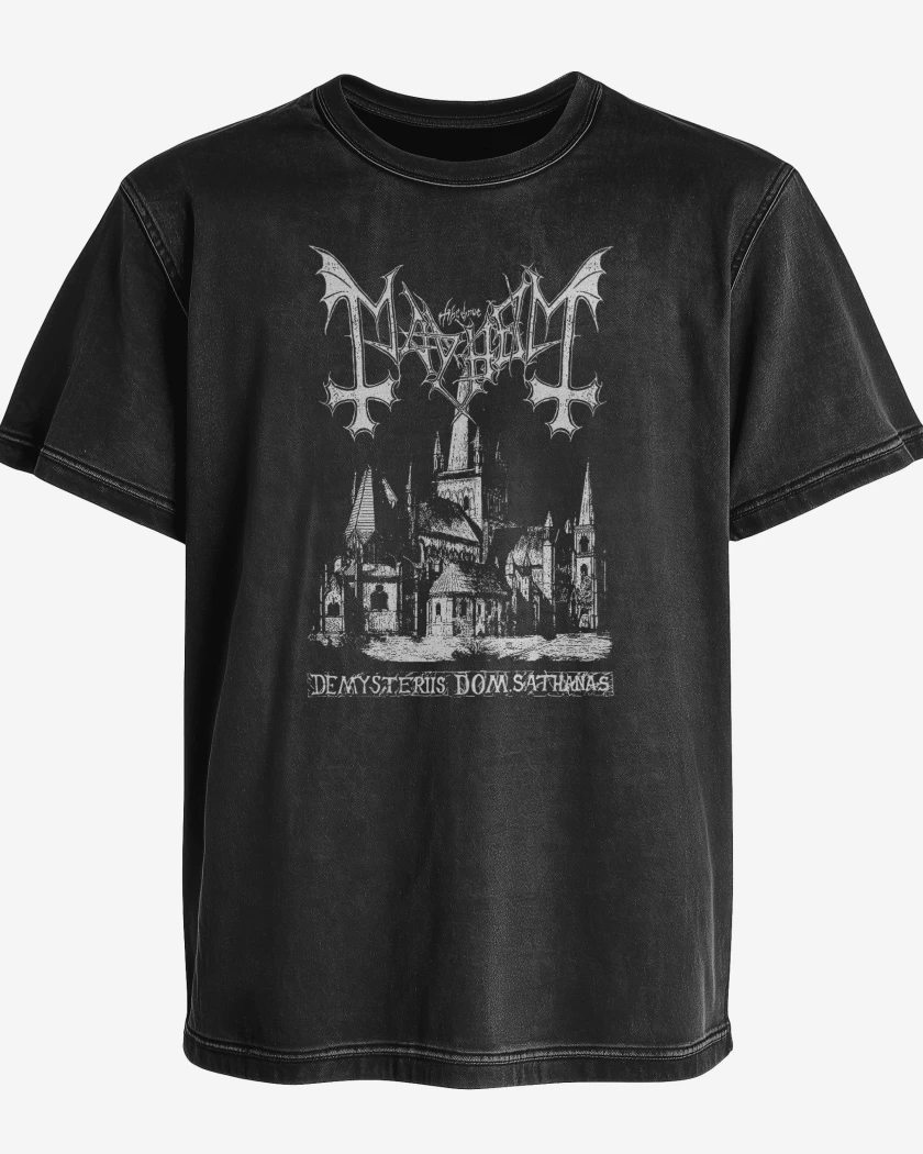 Polera desgastada Mayhem De Misteriis