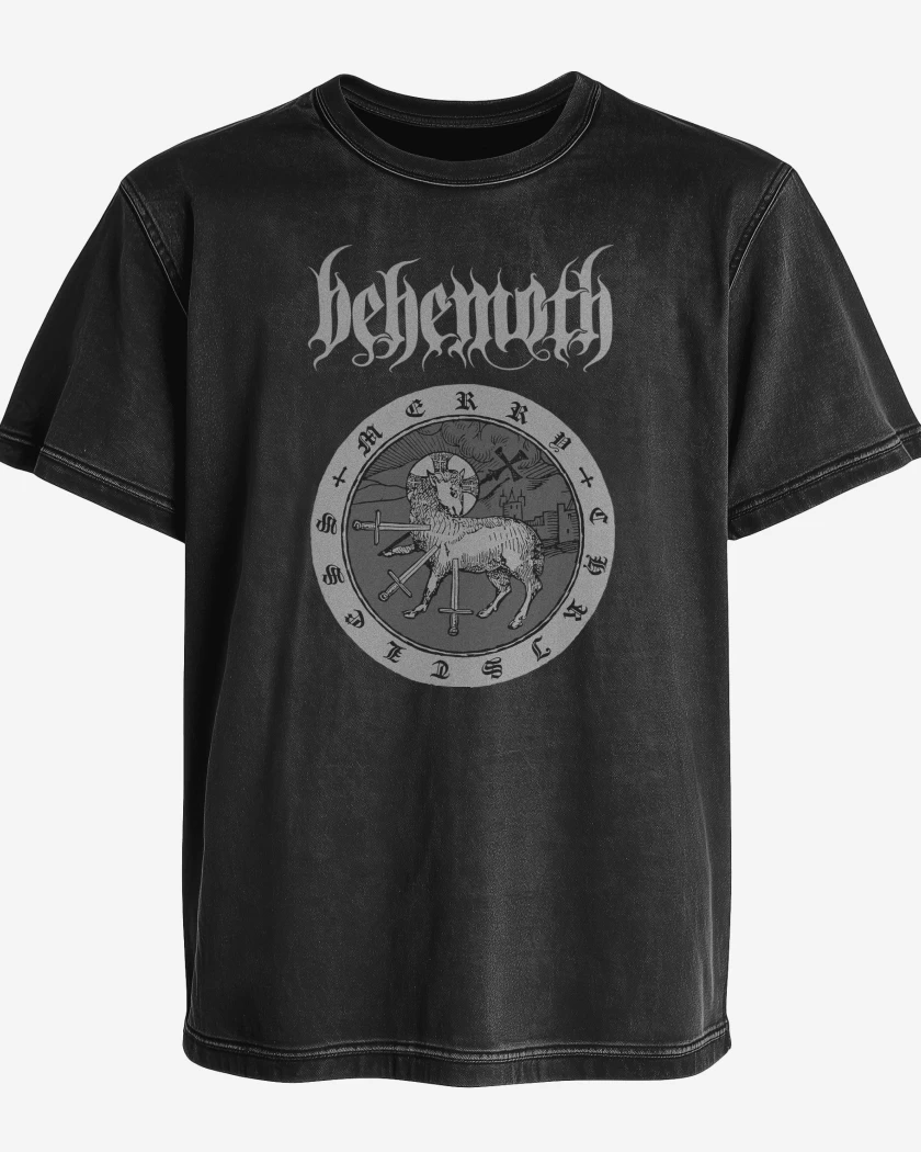 Polera desgastada Behemoth Merry Christless