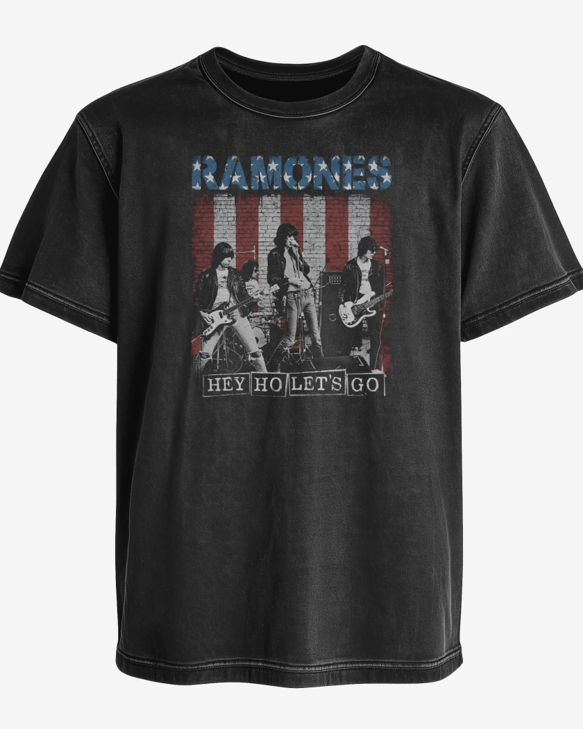 Polera desgastada Ramones Hey Ho Lets Go