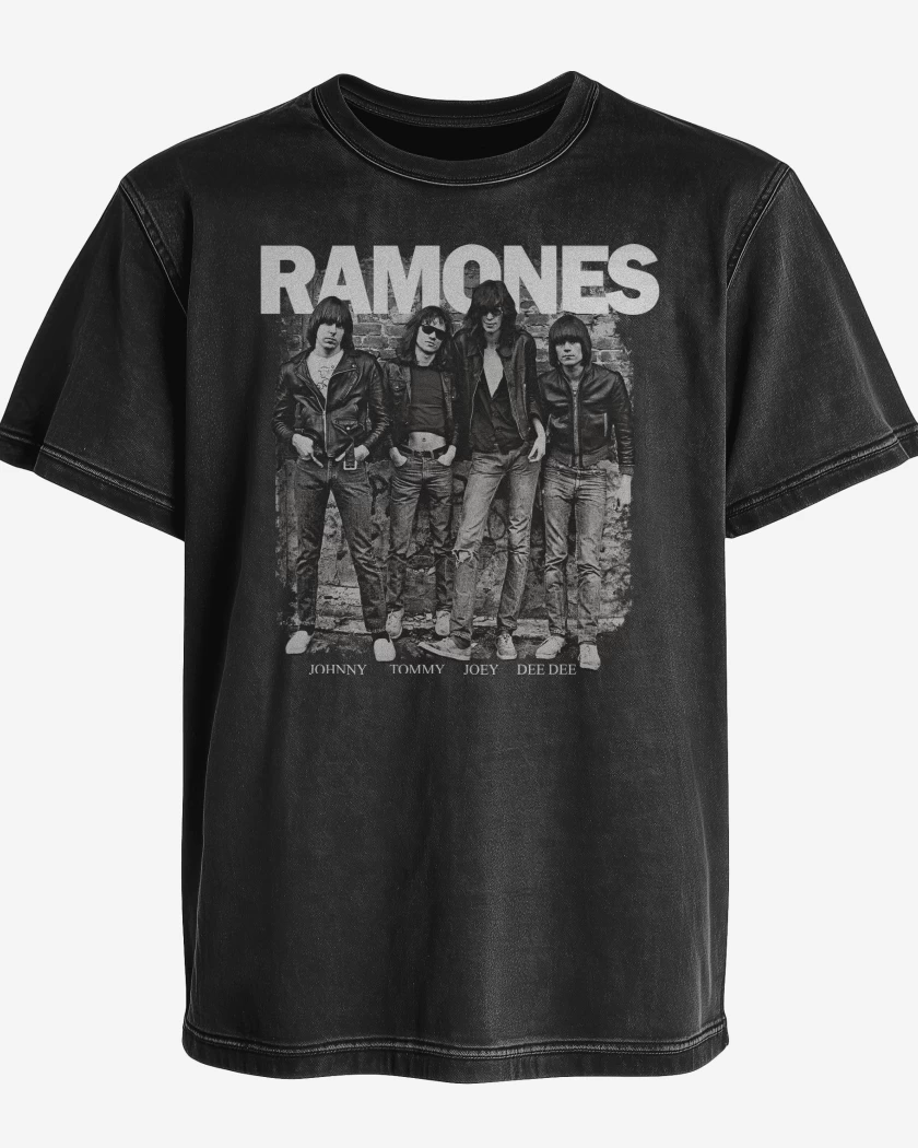 Polera desgastada Ramones 1976