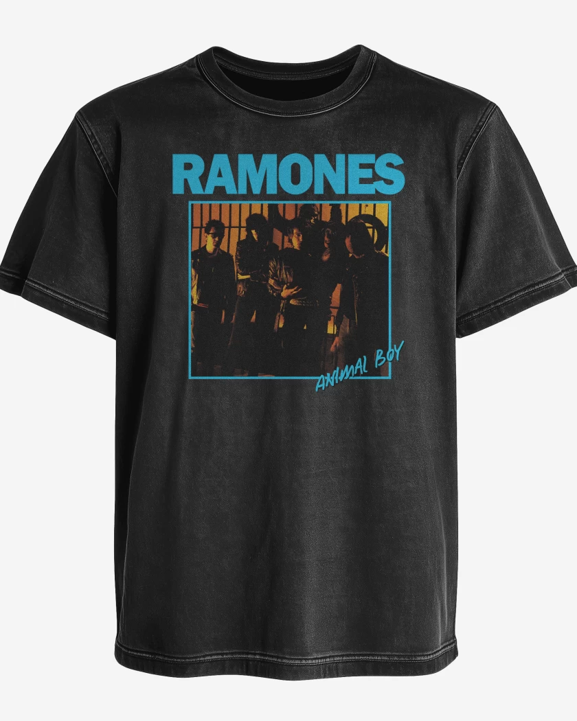 Polera desgastada Ramones Animal Boy