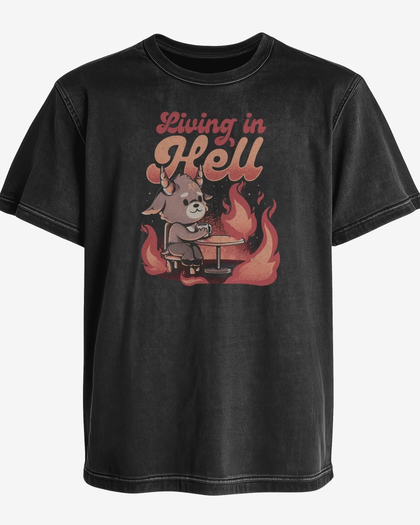 Polera desgastada Living in Hell
