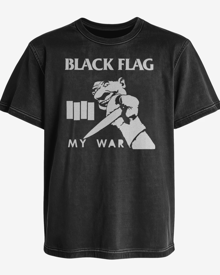 Polera desgastada Black Flag War