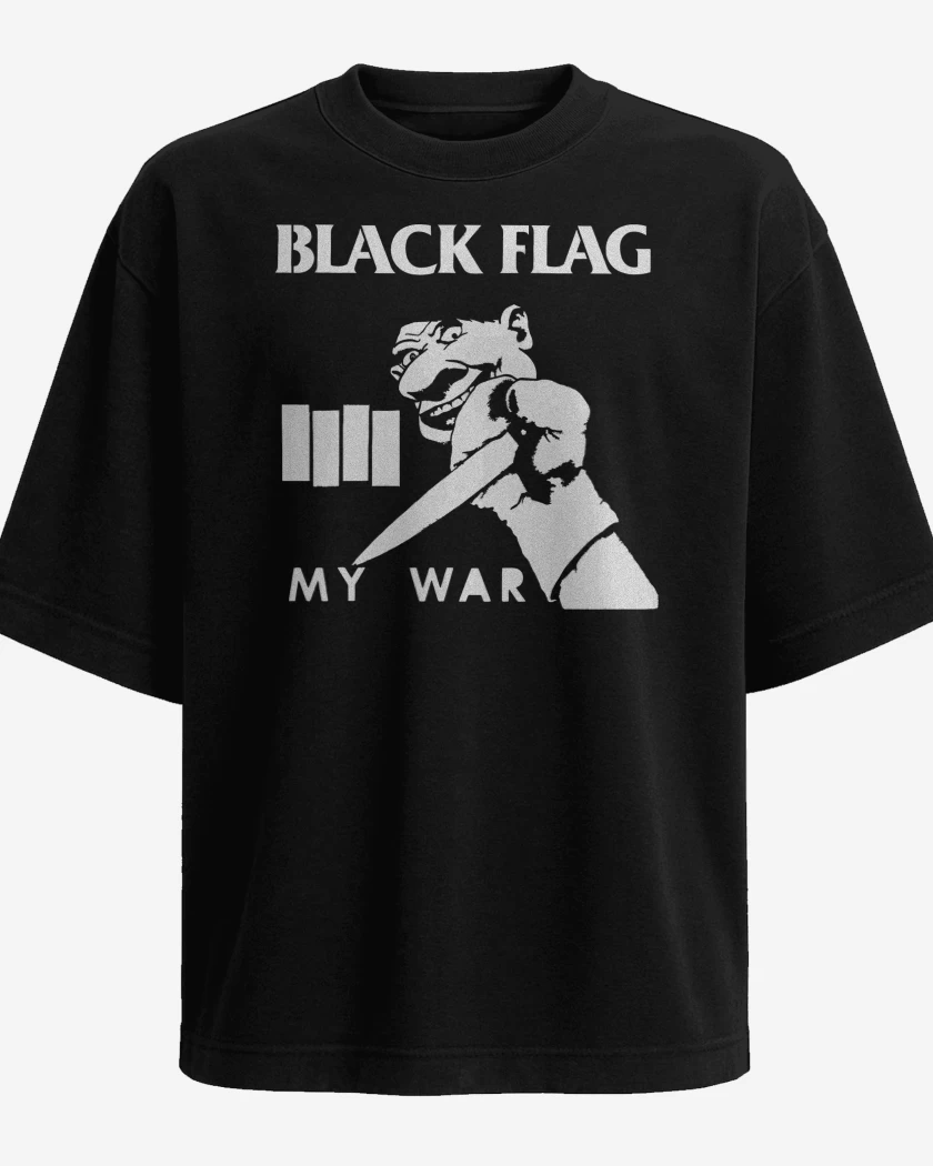 Polera Oversize Black Flag War