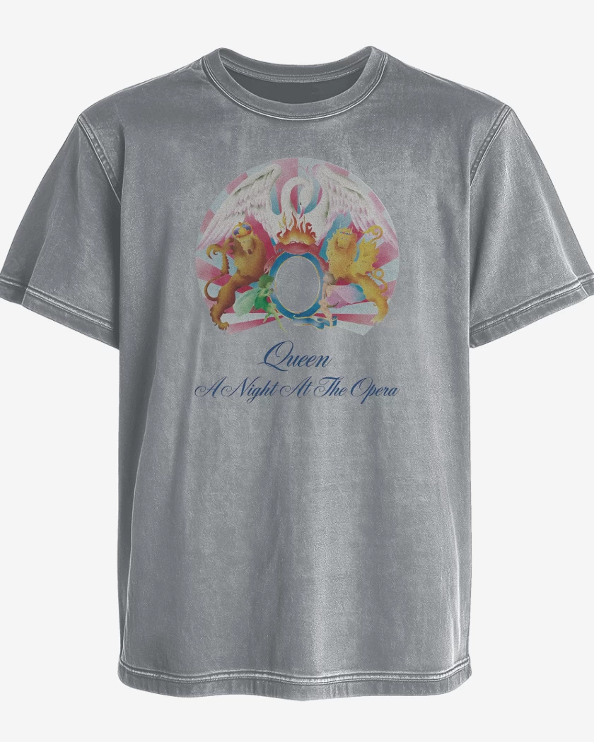 Polera desgastada Queen At Night At The Opera