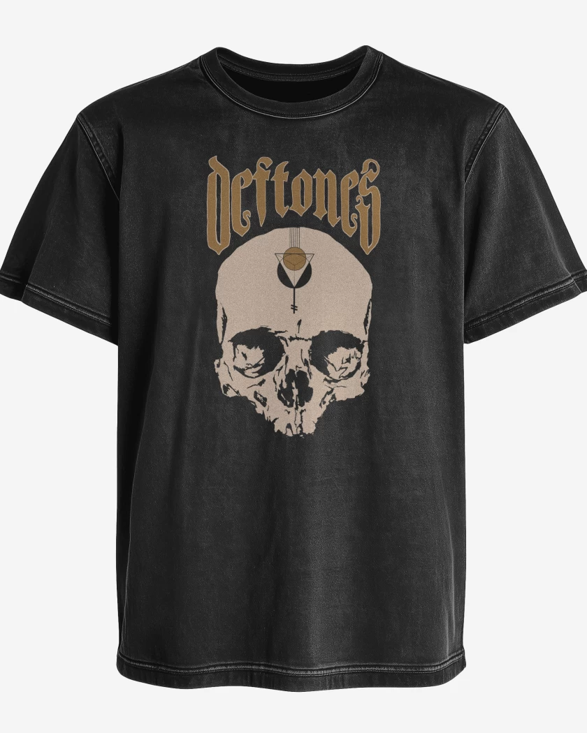 Polera desgastada Deftones Calavera