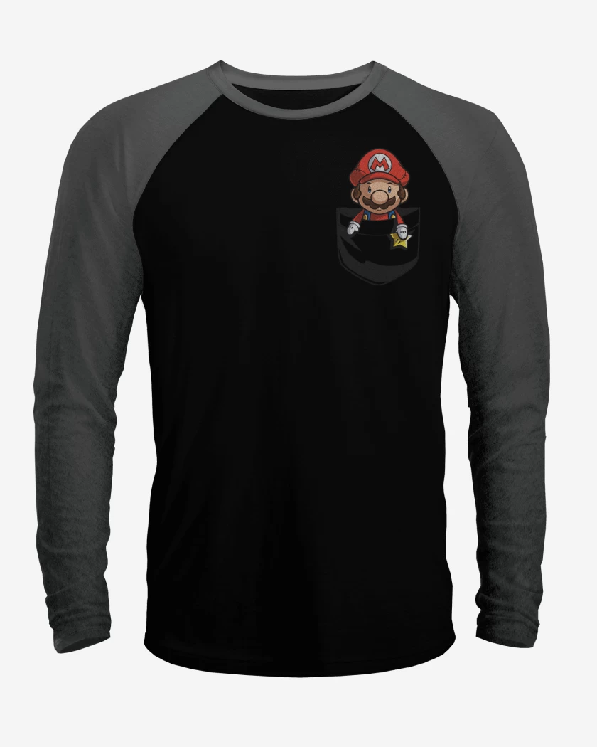 Polera Raglan Super bigote de bolsillo