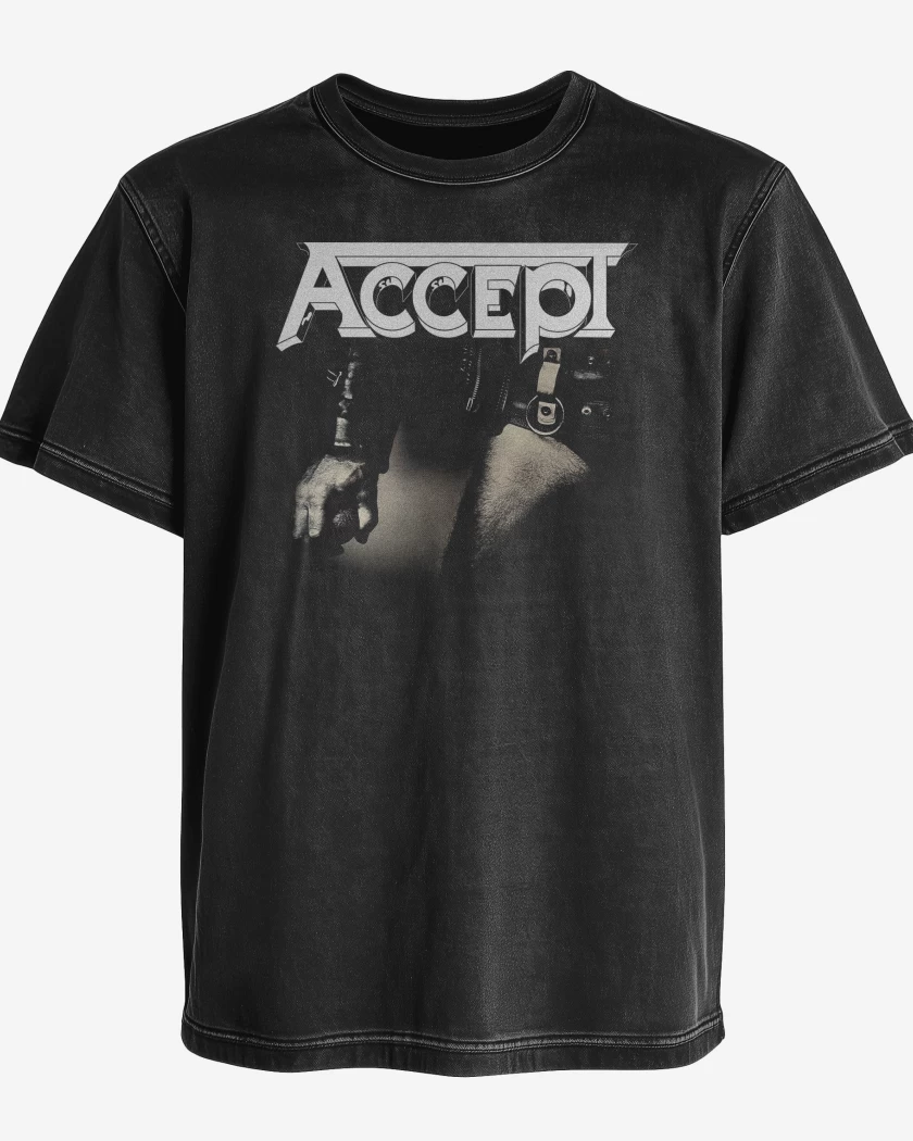Polera desgastada Accept Balls to the Wall