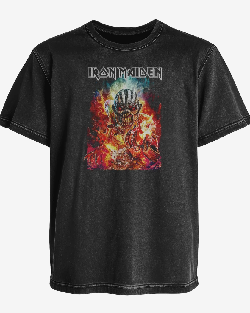 Polera desgastada Negro de Iron Maiden Book