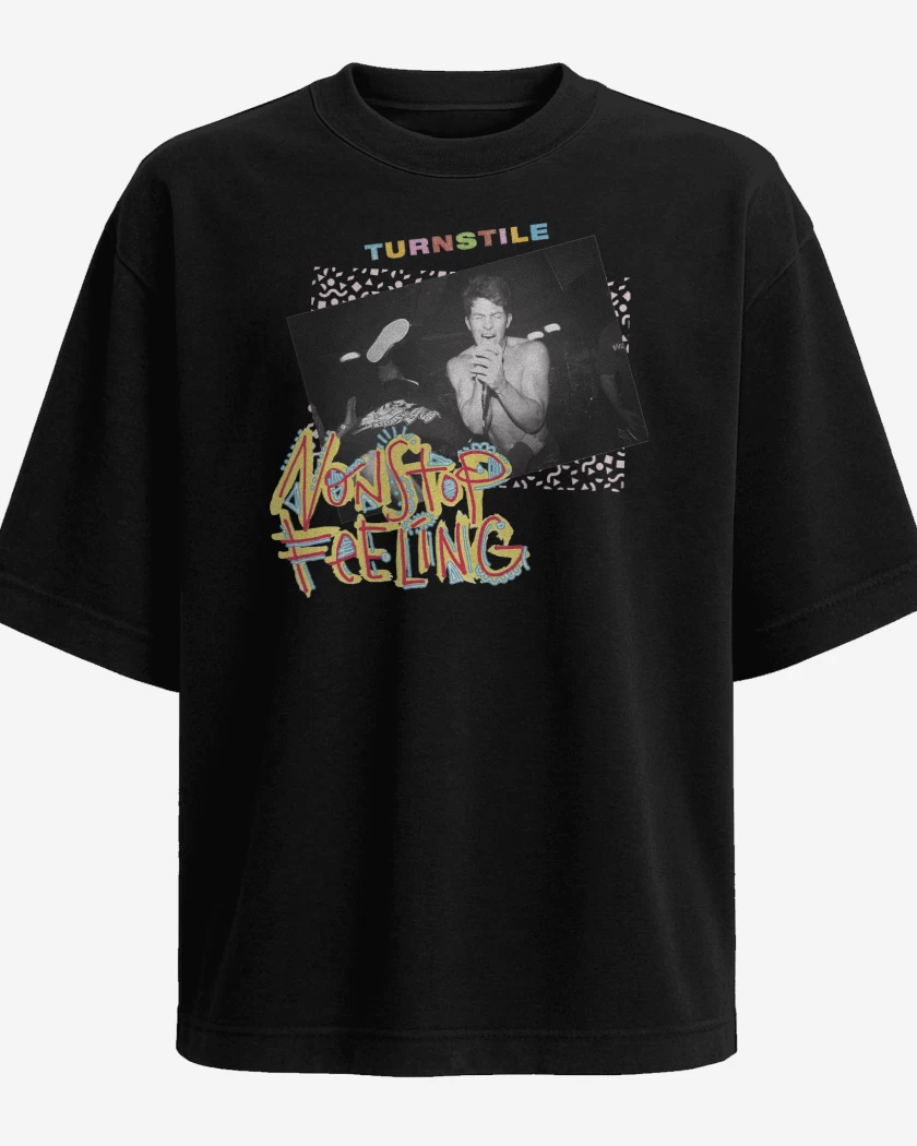 Polera Oversize Negro de Turnstile Non Stop Feeling