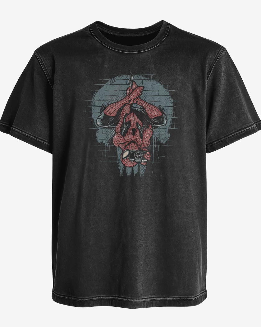 Polera desgastada Aracnopunisher