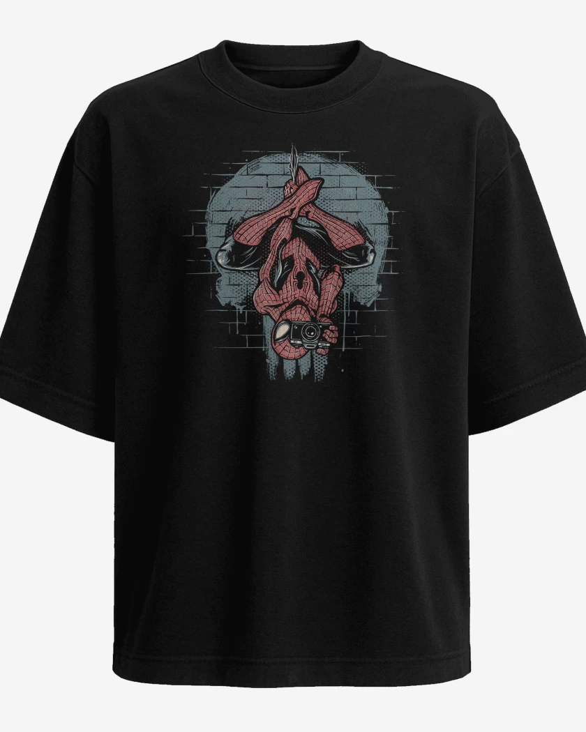 Polera Oversize Aracnopunisher