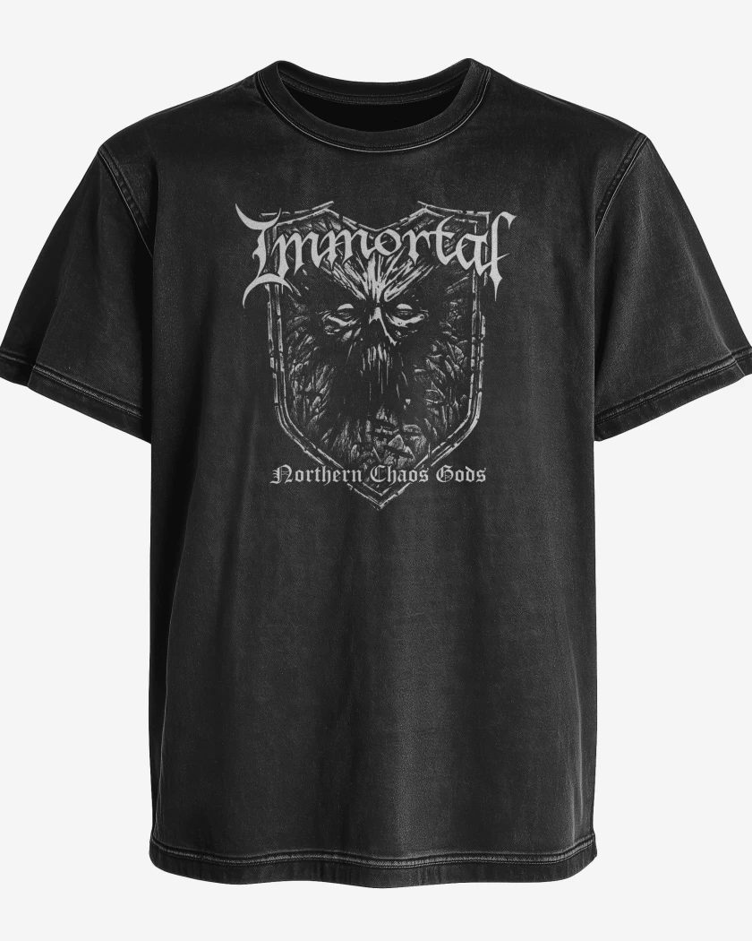 Polera desgastada Immortal Northern Chaos Gods
