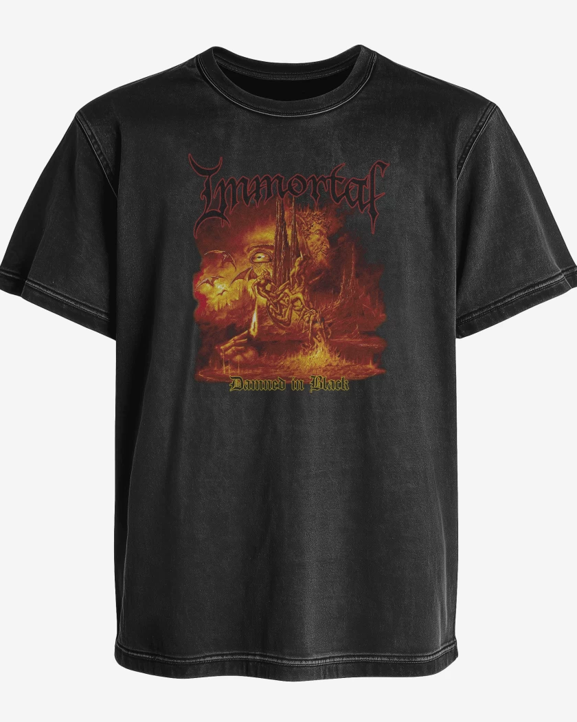 Polera desgastada Immortal Damned in Black