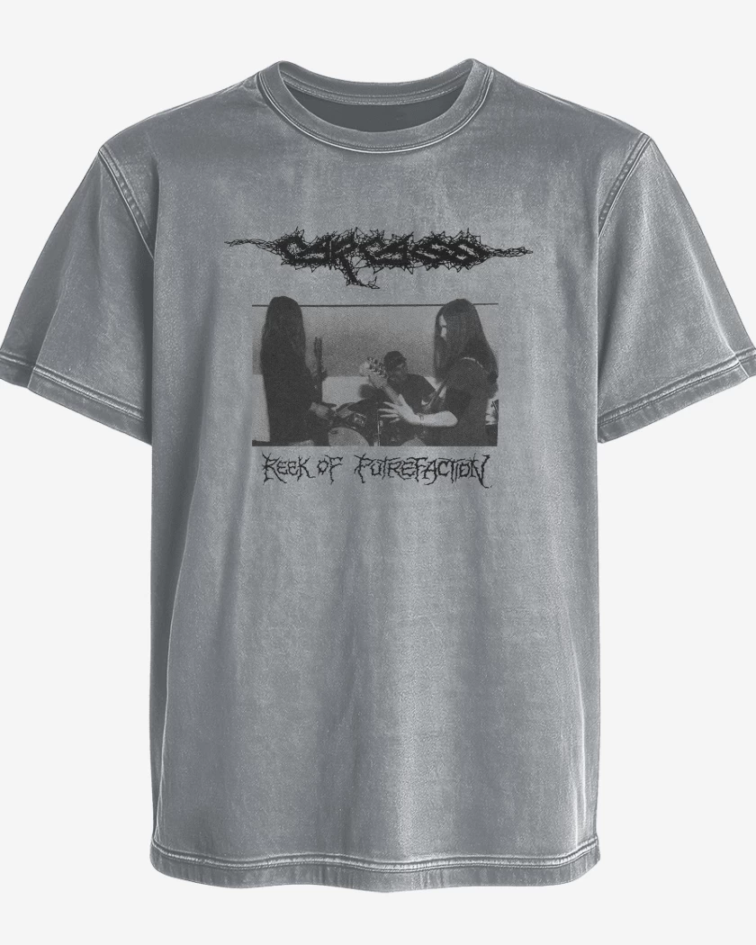 Polera desgastada Carcass Reek 