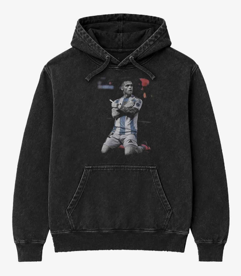 Poleron Canguro Acid Wash Negro de Lautaro Martinez Argentina