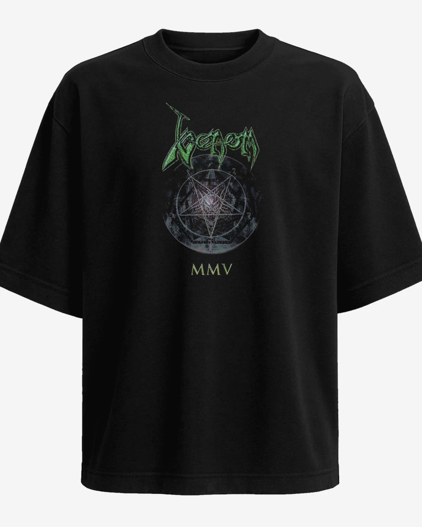Polera Oversize Negro de Venom MMV